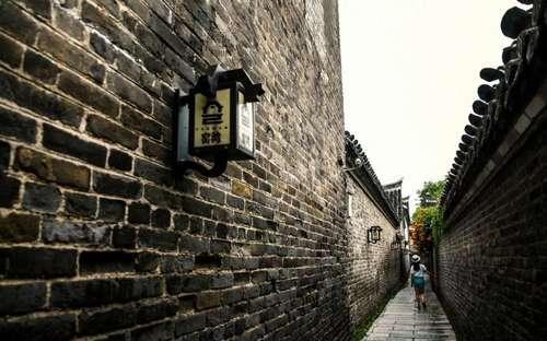 建筑最新定额，小巷深处的独特建筑探索之旅揭秘