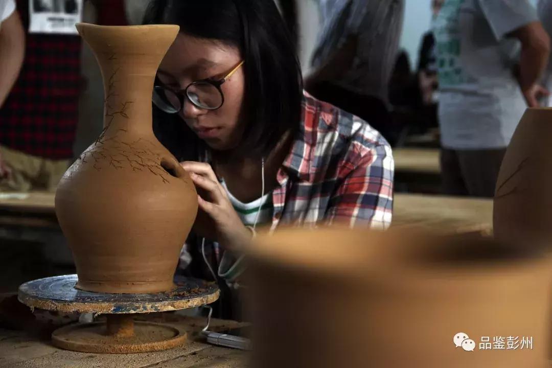 计划生育最新动态与小巷风情中的独特小店风采
